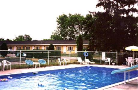 Gateway Motel Gananoque Eksteriør billede