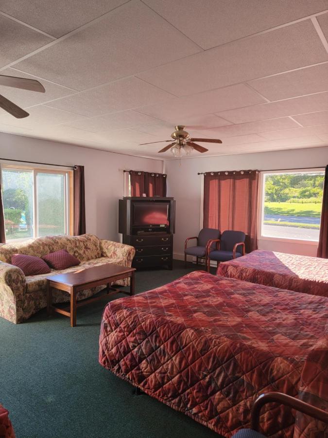 Gateway Motel Gananoque Eksteriør billede