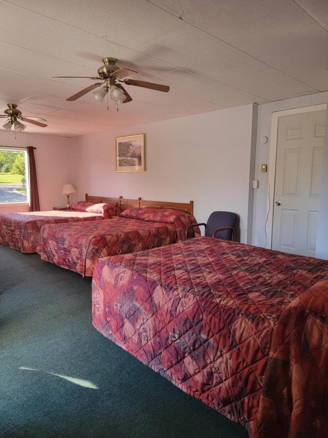 Gateway Motel Gananoque Eksteriør billede