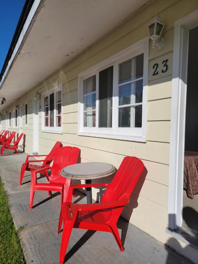 Gateway Motel Gananoque Eksteriør billede